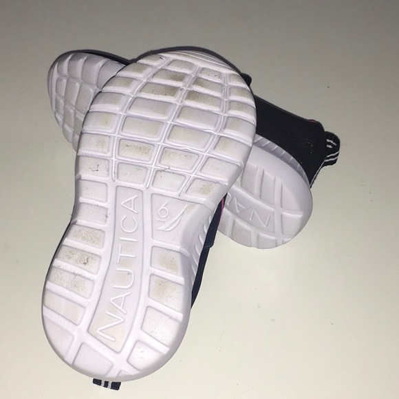 Nautica black slip on tennis shoes baby 6 - Picture 3 of 4